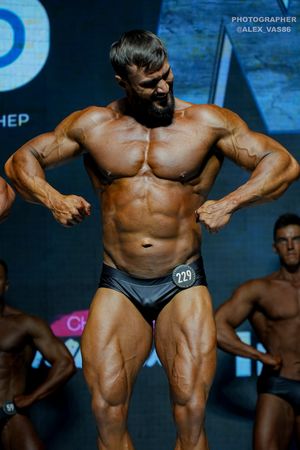 CLASSIC PHYSIQUE НОВИЧКИ